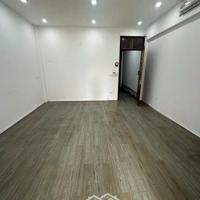 Cho Thuê Siêu Phẩm Mặt Phố__ Rẻ Nhất Khu Vực 80M2 Giá Bán 6 Triệuiệu. Mặt Đường Hoàng Ngân__Quan Nhân
