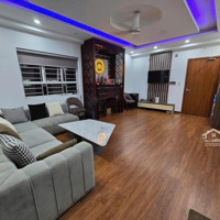 Bán Căn Hộ Góc 80M, View Hồ, 2 Ngủ, 2 Vệ Sinh, Khu 11 Toà. Nhà Đẹp, Đã Làm Cửa Lùa