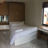 Căn Hộ 1K1N Với Ban Công, Sân Thượng View Hồ Full Nội Thất Tai Lạc Long Quân Tây Hồ