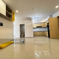 Hot! Chính Chủ Cần Bán Gấp Căn Oriental Plaza - Tân Phú,Diện Tích78M2, 2Pn- 2 Vệ Sinh Full Nt, Giá 1.98 Tỏi