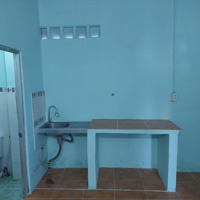 Cho Thuê Phòng, Hẻm Xe Hơi Nguyễn Hữu Cảnh, P22, Q. Bình Thạnh, 1 Trệt 1 Lầu Sân Thượng. Giá 4 Triệu