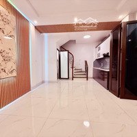 Em Bán Nhà Trung Tâm Đống Đa Full Nội Thất Đẹp Thoáng Trước Sau Gần Ô Tô