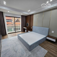Bán Nhà Phố Phạm Khắc Quảng Giang Biên Ô Tô Thang Máy.