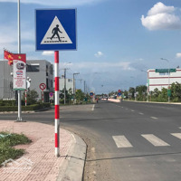 [ Chính Chủ Cắt Lỗ ] Cần Bán Lô Đất Mặt Tiềndiện Tích818 - Ngay Trung Tâm Hành Chính Thủ Thừa