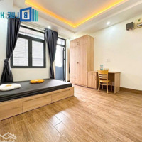 Phòng Ban Công To 35M2 Gần Hàng Xanh Cầu Sài Gòn Hutech Hồng Bàng Uef Ngay Nguyễn Hữu Cảnh