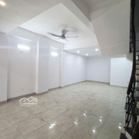 Bán Nhà Siêu Hiếm Nguyễn Phong Sắc, 20,9 Tỷ, 83,9 M2, Giá Cực Chất, Sát Phố Ô Tô Đỗ Cổng.