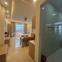 Bán Toà Căn Hộ 5 Tầng Mặt Tiền Biển Đường Trường Sa
