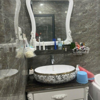 Bá.n Nhà Mặt Tiề.n Nguyễn Thị Minh Khai Phường Phước Hòa Nha Trang