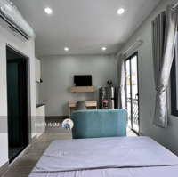 Chỉ 160 Triệu/M2 - Siêu Chdv Nguyễn Trọng Tuyển, Pn -Diện Tích: 5.5X22M ( Cn : 100M2 - 5 Tầng + Thang Máy )