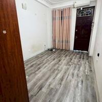 Cho thuê căn hộ tập thể tầng 2 ở hộ gia đình, ngõ Trại Găng, 70m2, 2 ngủ, 5.5 Triệu/tháng