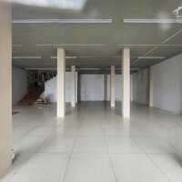 Cho thuê mặt bằng CMT8, trung tâm Thủ Dầu Một, Bình Dương – 10x12m, giá 30 triệu/tháng. Liên hệ: Chothuexuongmiennam.com - 0366632092