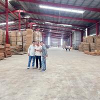 Bán nhà xưởng Chánh Phú Hòa, Bến Cát, Bình Dương – 33.000m² đất, xưởng 22.000m², giá 200 tỷ. Liên hệ: Chothuexuongmiennam.com - 0366632092