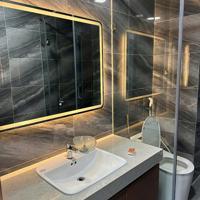 Bán Nhà Mp Dịch Vọng Hậu, Cầu Giấy,Diện Tích70M² X 7T, Nhỉnh 30 Tỷ. Kd Vô Địch 60 Triệu/Th, Vỉa Hè Đá Bóng,