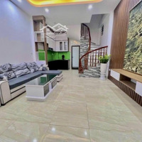Hot! Nhà Phố Kim Giang, 10 Mét Ra Phố, Ngõ Rộng Ba Gác Tránh, Ô Tô Ngay Cạnh Nhà, 35M2 * 5T