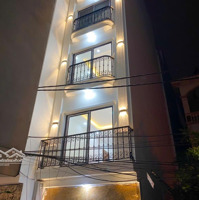 Nhà Xây Mới - 6 Tầng Thang Máy- Gần Phố