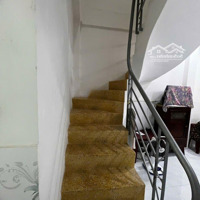 Nhà 1 Triệuệt, 3Lầu, 4Phòng Ngủ, 5 Vệ Sinh Phòng Thờ, Phòng Ngủ, Ban Công, Trước, Sau, Thoáng Mát Quanh Năm.