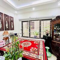 Bán nhà Lạc Long Quân Cầu Giấy gần ô tô ngõ thông 35m2 5T MT 4m dân xây đủ đồ ở luôn 7.5 tỷ