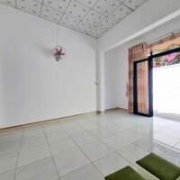 NHÀ THỔ CƯ PHÚ TÂN ĐƯỜNG XE 7 CHỖ GẦN ĐẠI LỘ ĐỒNG KHỞI VÒNG XOAY TÂN THÀNH