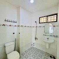 Phòng Trọ Siêu Rộng, Ban Công Thoáng Mát, Full Nội Thất Đường Sầm Sơn, Khu Sân Bay