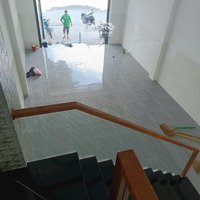 Cho Thuê Nhà 3 Lầu Mới 100% Thiết Kế Đẹp Khu Dân Cư Hồng Loan