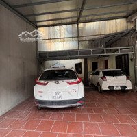 Hàng Siêu Hiếm, Vũ Đức Thận Long Biên. Ngõ Thông, Ô Tô Vào Đất. Cách Mặt Phố Vài Bước Chân.