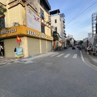 Hàng Siêu Hiếm, Vũ Đức Thận Long Biên. Ngõ Thông, Ô Tô Vào Đất. Cách Mặt Phố Vài Bước Chân.
