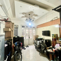 Bán Nhà Xuân Thuỷ Cầu Giấy 35M2 Lô Góc Gần Phố - Giá Bán 8.5 Tỷ.