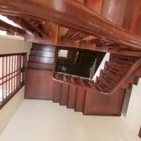 Cho thuê nhà 5 tầng mặt đường Phạm Văn Đồng, ph Thanh Bình, TP HD, 102m2, mt 6m, KD tốt
