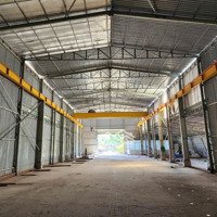 Cho Thuê Nhà Xưởng 800M2 - Có Sẳn Cẩu 7,5 Tấn - Đường Xe Công