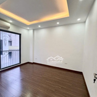 Bán Nhà 5 Tầng 35M2 Đẹp Long Biên Gần Aeon Nhỉnh 5 Tỷ, Mới ,Gần Aeo,Phố Trạm,Mt4.5M ,Hiếm