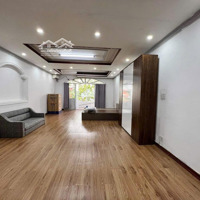 Căn Hộ Studio 50M2 Full Nt Ban Công Đường Nguyễn Chí Thanh Quận 5
