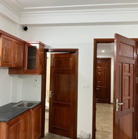 Chính Chủ Bán Gấp Nhà Hoàng Cầu, 50M2 X 5 Tầng, Có Ô Chờ Thang Máy, Gần Hồ Giá Bán 13 Tỷ
