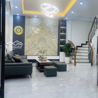 Cực Phẩm Hai Bà Trưng Nhà Mới Xây, Full Nội Thất Tiền Tỷ 30M Ô Tô Giá Chỉ 9,8 Tỷ!
