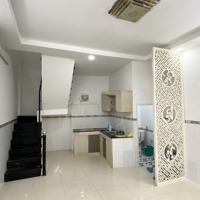 Nhà Nở Hậu, Không Lg Qh - Cách Mạng Tháng 8 - 4.3X8M (33.3M2) - 4.1 Tỷ