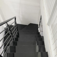 Nhà Nở Hậu, Không Lg Qh - Cách Mạng Tháng 8 - 4.3X8M (33.3M2) - 4.1 Tỷ