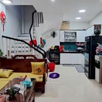 Bán nhà Nở hậu gần Vinhomes The Harmony- Ngõ thông Việt Hưng