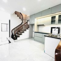 Bán Nhà Văn Miếu Nhà Đẹp Chủ Tự Xây - 33M2 X 5 Tầng - 7.6 Tỷ