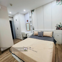 Chính Chủ Bán 2 Ngủ 58M2 - Full Đồ Mới Tinh - Tầng Trung