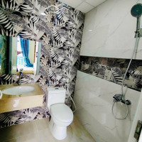 Chính Chủ Định Cư Cần Bán Gấp Toà Căn Hộ Có Hồ Bơi 6 Tầng Sẵn Dòng Thu 120 Tr/ Tháng Chỉ 2X Tỳ