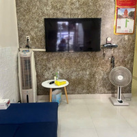 Bán Nhà Gác Lửng Hẻm 2/4 Phường Vạn Thạnh Cách Mặt Tiền Chỉ 1 Căn Nhà . Chỉ 2 Tỷ 350 Triệu