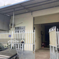 Bán Kho Xưởng Nhỏ Diện Tích 208M2 Ngang 7M Đường Xe Tải 6M Ngay Trung Tâm Y Tế Dĩ An Bình Dương