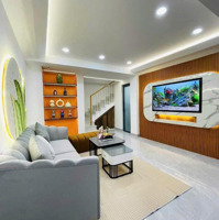 Bán Nhà Đẹp Đường Cmt8 Quận 10 _ 4 Tầng 50M2 Nhỉnh 8 Tỷ _Hẻm Thông 4M