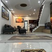 Nhà Siêu To - 85M2 - Chỉ 4.5 Tỷ
