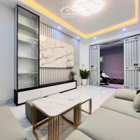Bán Nhà Cầu Giấy, Ngõ Nông Rộng, Gần Nhiều Trường Đại Học Lớn 35M2, 5 Tầng Đẹp Long Lanh, Ở Ngay