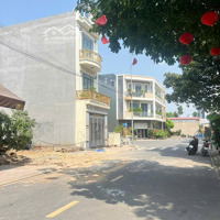 Nhà Trệt 2 Lầu Gần Vincom Dĩ Andiện Tích67,5M Ngang 4,5X19 Giá 4T8 Thô 5Ty5 Hoàn Thiện Liên Hệ: 0906309279