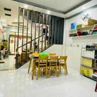 Cc cần bán nhà 2 tầng kiệt oto đường Nguyễn Công Hoan, giá sập sàn chỉ nhỉnh 3 tỷ.