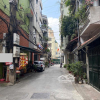 Bán Nhà Phân Lô Cầu Giấy Giá Rẻ . Diện Tích 50M2 Mặt Tiền 3.6M , Ô Tô Vào Nhà , 2 Thoáng Trước Sau