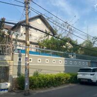 Bán Biệt Thự Đường Trần Văn Sắc Quận 2.DT:459m2.Giá 110 Tỷ