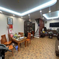 Bán Gấp Nhà Trân Thái Tông Cầu Giấy 39M-Mt4M- Lô Góc , Phân Lô , Kinh Doanh, Ô Tô Đỗ Cách 30M