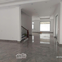 Cho Thuê Biệt Thự Dương Nội Diện Tích 200M Giá Bán 20 Triệu / Tháng Mặt Đường 30M. Liên Hệ: 0328754550